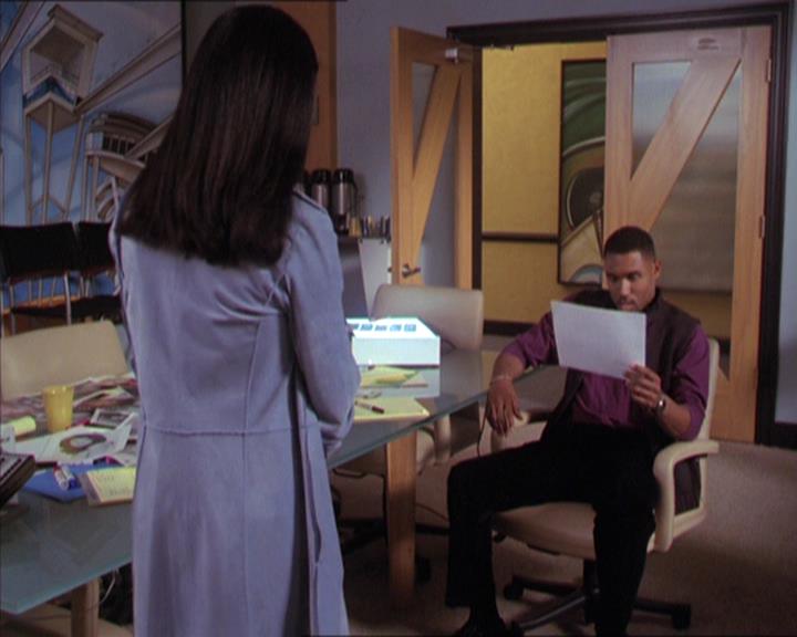 Charmed-Online-dot-216MurphysLuck1459.jpg