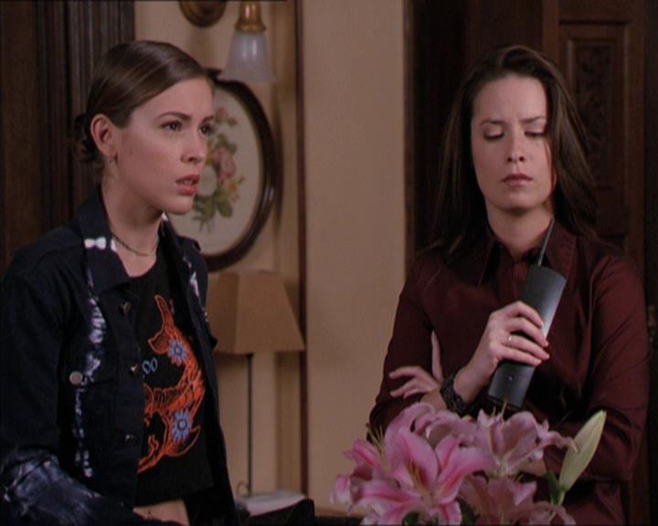 Charmed-Online-dot-216MurphysLuck1541.jpg