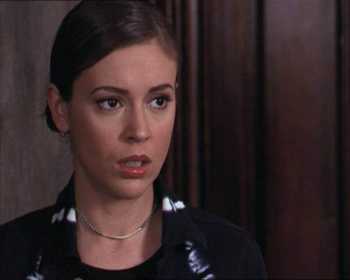 Charmed-Online-dot-216MurphysLuck1609.jpg