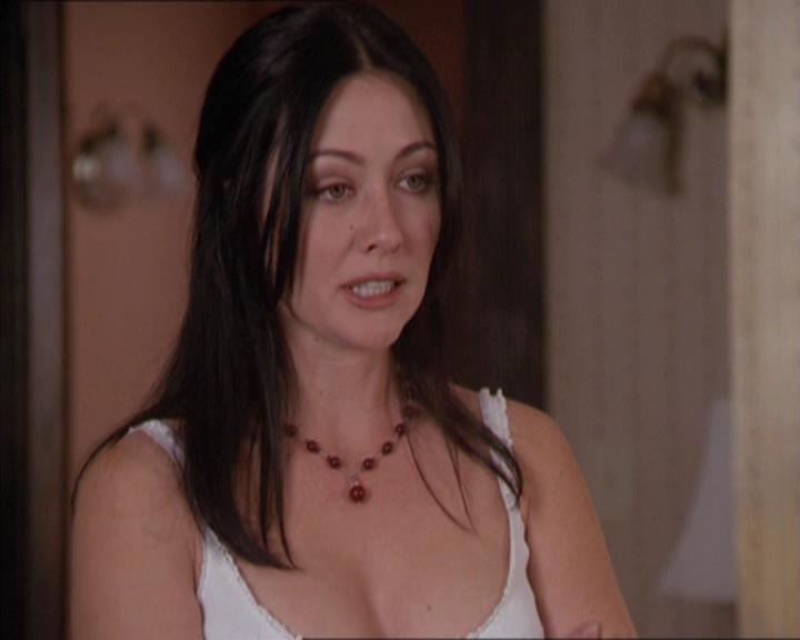 Charmed-Online-dot-217HowtoMakeAQuiltoutofAmericans0151.jpg