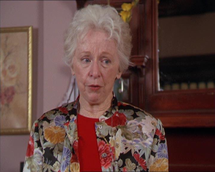 Charmed-Online-dot-217HowtoMakeAQuiltoutofAmericans0397.jpg