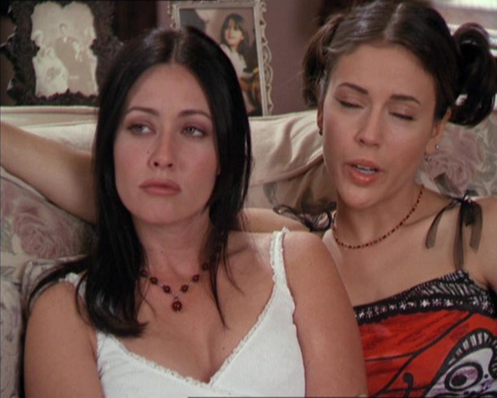 Charmed-Online-dot-217HowtoMakeAQuiltoutofAmericans0399.jpg