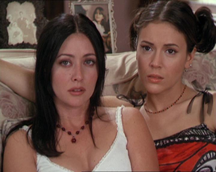 Charmed-Online-dot-217HowtoMakeAQuiltoutofAmericans0435.jpg
