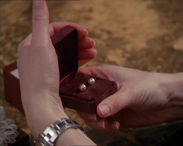Charmed-Online-dot-217HowtoMakeAQuiltoutofAmericans0470.jpg