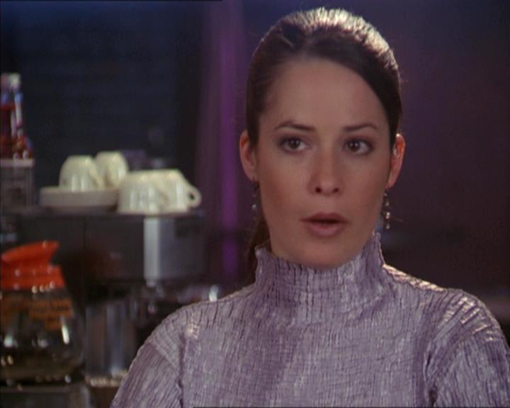 Charmed-Online-dot-217HowtoMakeAQuiltoutofAmericans0501.jpg