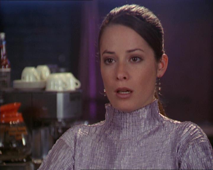 Charmed-Online-dot-217HowtoMakeAQuiltoutofAmericans0511.jpg