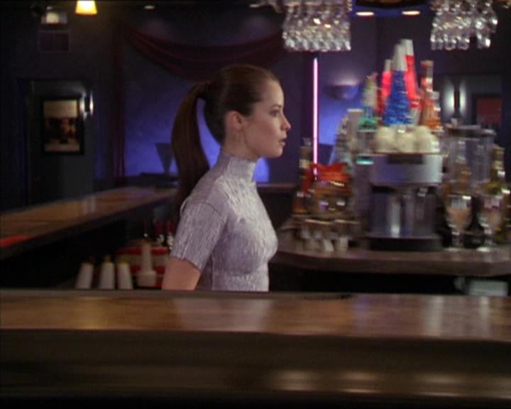 Charmed-Online-dot-217HowtoMakeAQuiltoutofAmericans0515.jpg