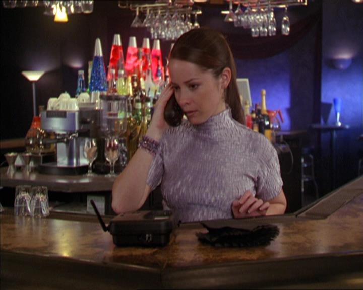 Charmed-Online-dot-217HowtoMakeAQuiltoutofAmericans0519.jpg