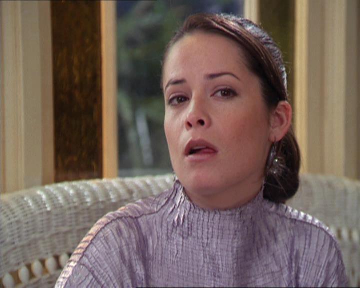 Charmed-Online-dot-217HowtoMakeAQuiltoutofAmericans0608.jpg