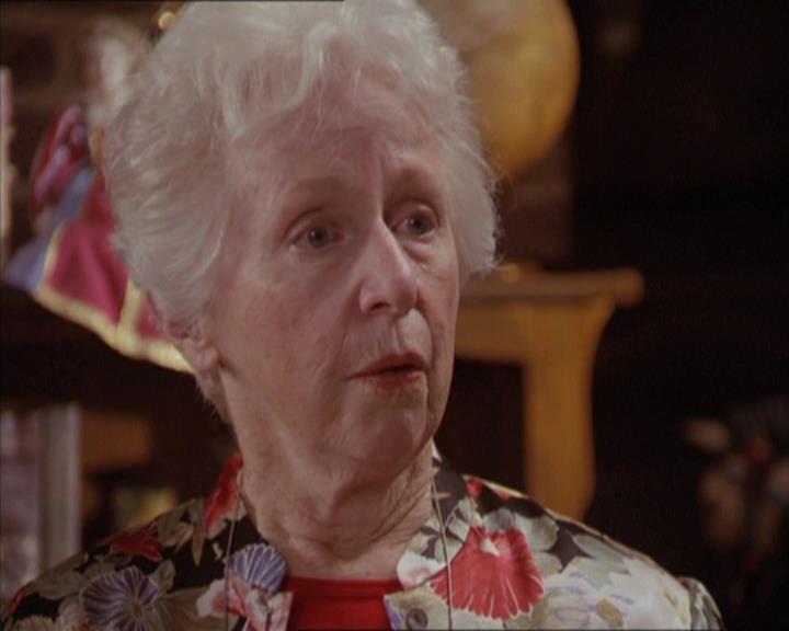 Charmed-Online-dot-217HowtoMakeAQuiltoutofAmericans0683.jpg