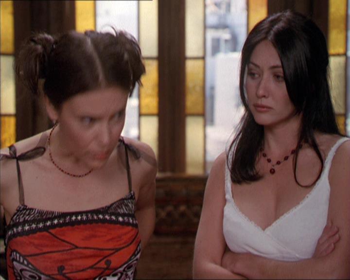 Charmed-Online-dot-217HowtoMakeAQuiltoutofAmericans0693.jpg