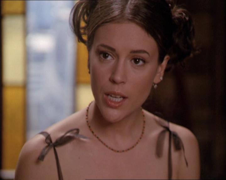 Charmed-Online-dot-217HowtoMakeAQuiltoutofAmericans0704.jpg