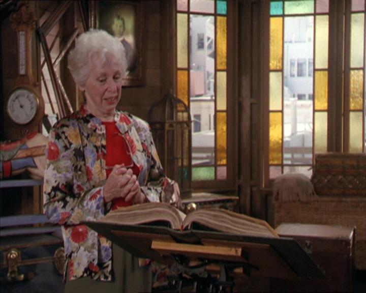 Charmed-Online-dot-217HowtoMakeAQuiltoutofAmericans0739.jpg