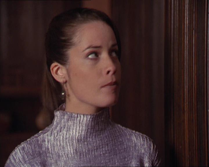 Charmed-Online-dot-217HowtoMakeAQuiltoutofAmericans0802.jpg