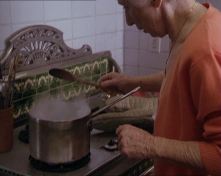 Charmed-Online-dot-217HowtoMakeAQuiltoutofAmericans1006.jpg