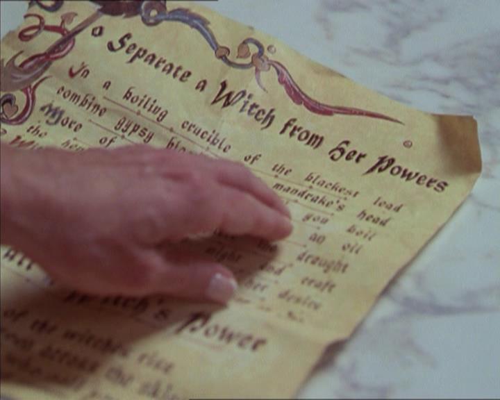 Charmed-Online-dot-217HowtoMakeAQuiltoutofAmericans1013.jpg