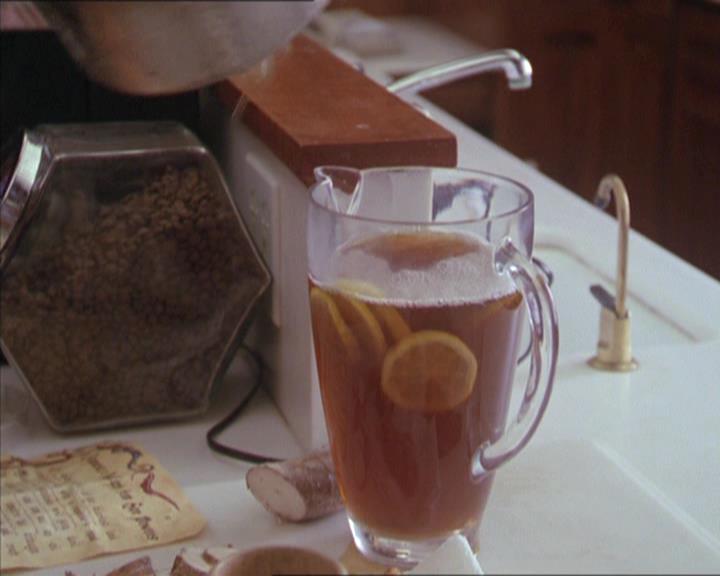 Charmed-Online-dot-217HowtoMakeAQuiltoutofAmericans1043.jpg