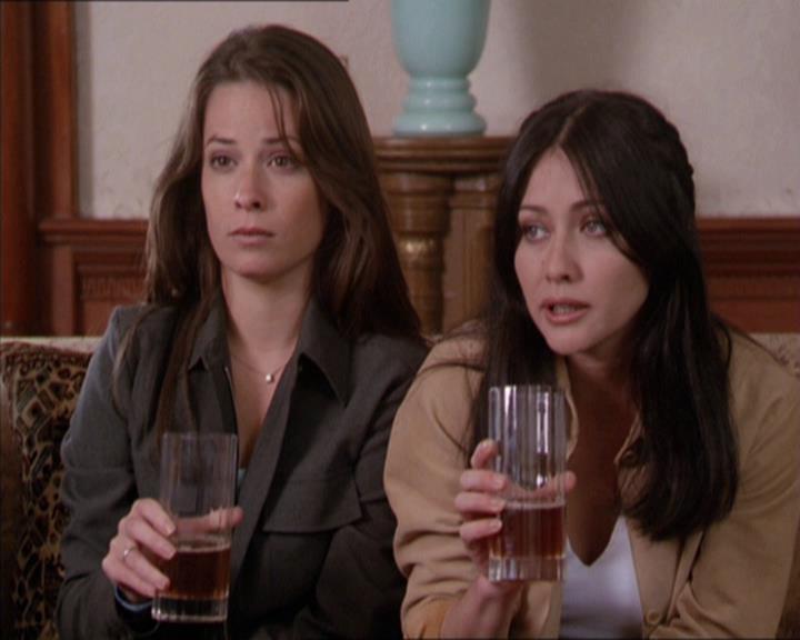 Charmed-Online-dot-217HowtoMakeAQuiltoutofAmericans1070.jpg