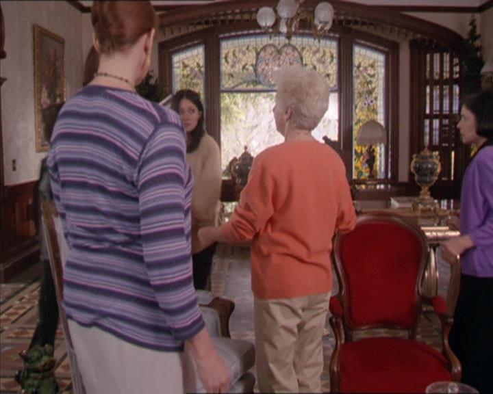 Charmed-Online-dot-217HowtoMakeAQuiltoutofAmericans1114.jpg
