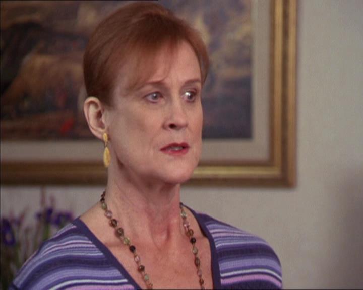 Charmed-Online-dot-217HowtoMakeAQuiltoutofAmericans1118.jpg