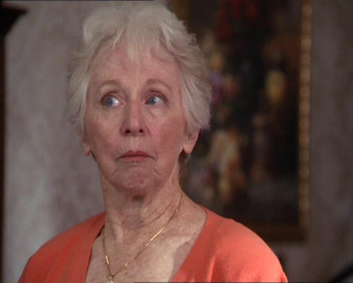 Charmed-Online-dot-217HowtoMakeAQuiltoutofAmericans1131.jpg