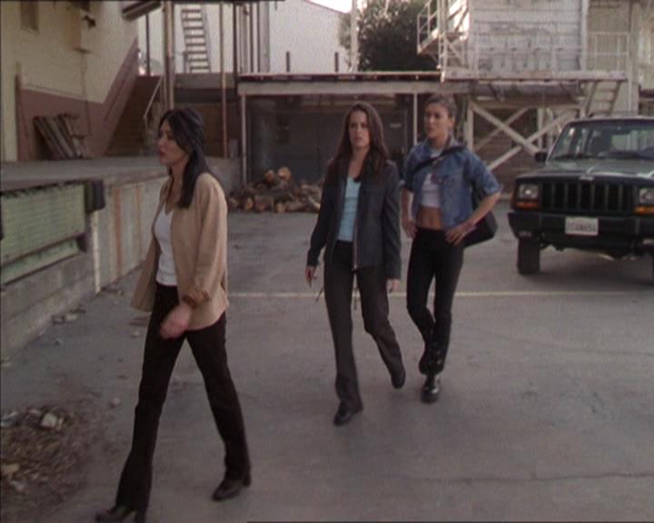 Charmed-Online-dot-217HowtoMakeAQuiltoutofAmericans1162.jpg