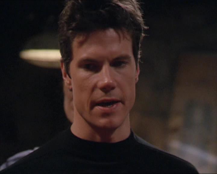 Charmed-Online-dot-217HowtoMakeAQuiltoutofAmericans1198.jpg