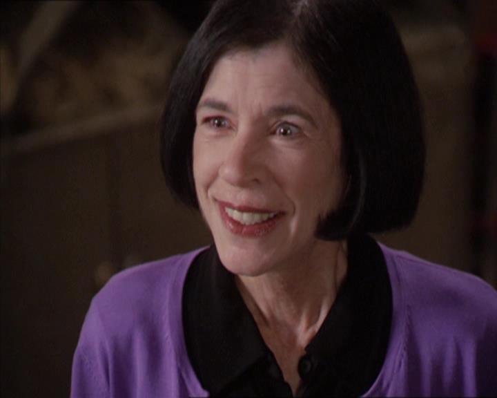 Charmed-Online-dot-217HowtoMakeAQuiltoutofAmericans1260.jpg