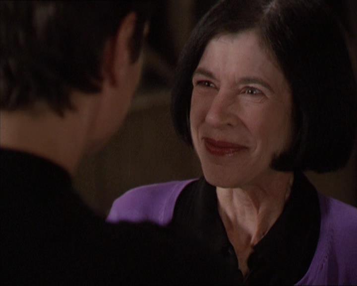 Charmed-Online-dot-217HowtoMakeAQuiltoutofAmericans1266.jpg