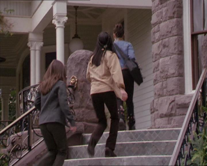 Charmed-Online-dot-217HowtoMakeAQuiltoutofAmericans1321.jpg