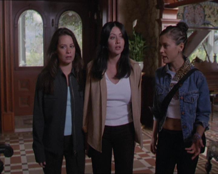 Charmed-Online-dot-217HowtoMakeAQuiltoutofAmericans1335.jpg