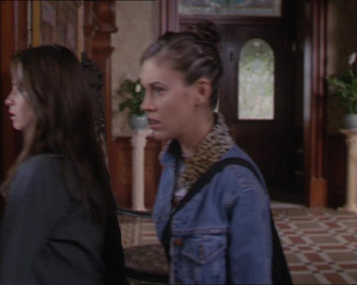 Charmed-Online-dot-217HowtoMakeAQuiltoutofAmericans1338.jpg