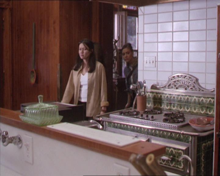 Charmed-Online-dot-217HowtoMakeAQuiltoutofAmericans1340.jpg