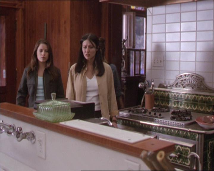 Charmed-Online-dot-217HowtoMakeAQuiltoutofAmericans1342.jpg