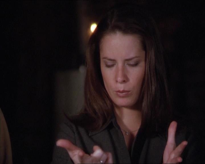 Charmed-Online-dot-217HowtoMakeAQuiltoutofAmericans1385.jpg