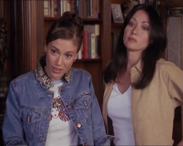 Charmed-Online-dot-217HowtoMakeAQuiltoutofAmericans1474.jpg