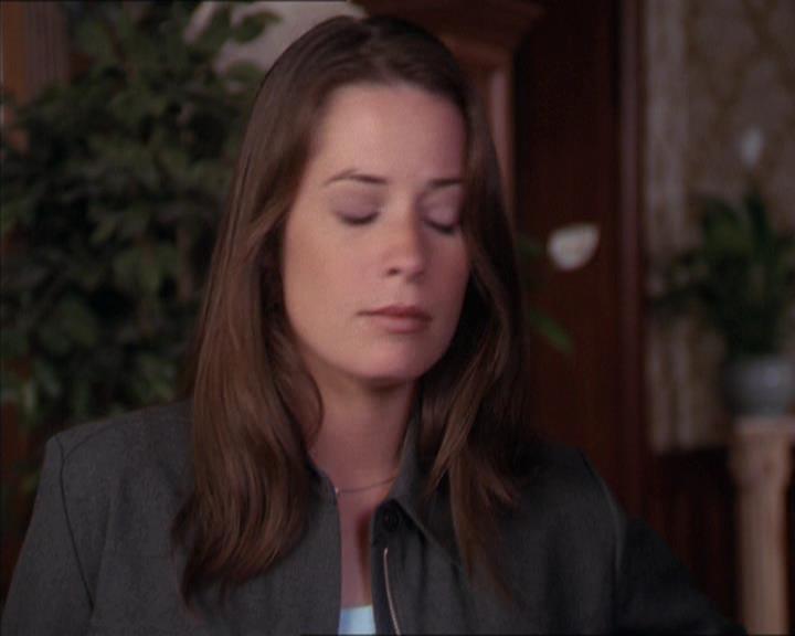 Charmed-Online-dot-217HowtoMakeAQuiltoutofAmericans1481.jpg