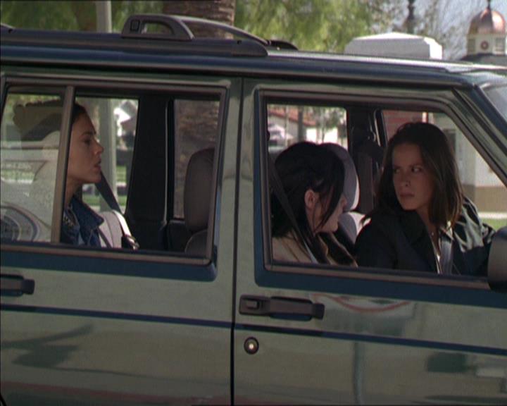 Charmed-Online-dot-217HowtoMakeAQuiltoutofAmericans1536.jpg