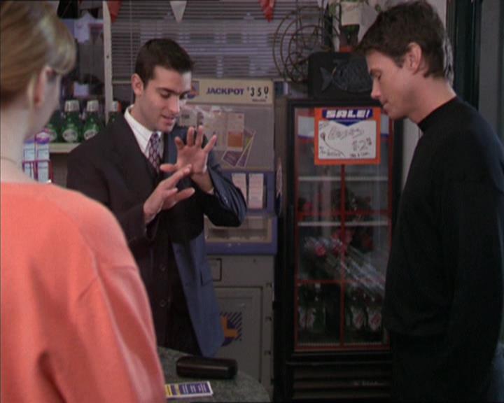 Charmed-Online-dot-217HowtoMakeAQuiltoutofAmericans1596.jpg