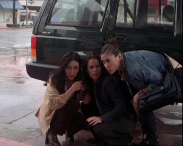 Charmed-Online-dot-217HowtoMakeAQuiltoutofAmericans1627.jpg