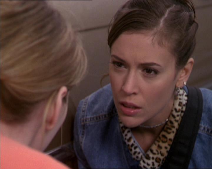 Charmed-Online-dot-217HowtoMakeAQuiltoutofAmericans1659.jpg
