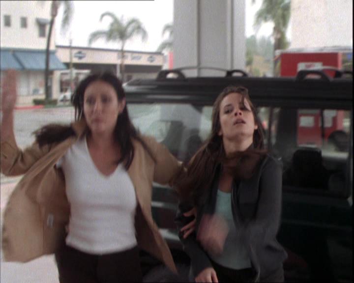 Charmed-Online-dot-217HowtoMakeAQuiltoutofAmericans1671.jpg