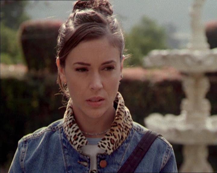 Charmed-Online-dot-217HowtoMakeAQuiltoutofAmericans1795.jpg