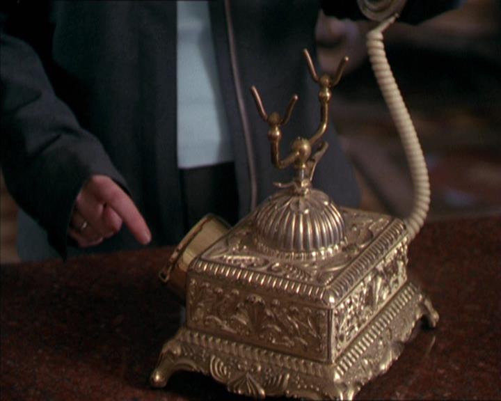 Charmed-Online-dot-217HowtoMakeAQuiltoutofAmericans1812.jpg