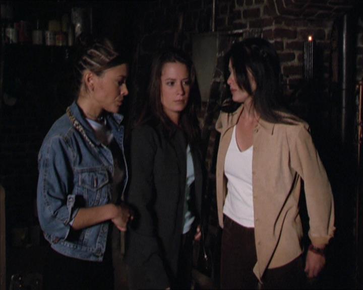 Charmed-Online-dot-217HowtoMakeAQuiltoutofAmericans2041.jpg