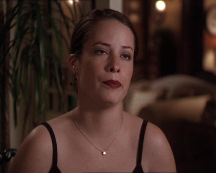 Charmed-Online-dot-217HowtoMakeAQuiltoutofAmericans2100.jpg