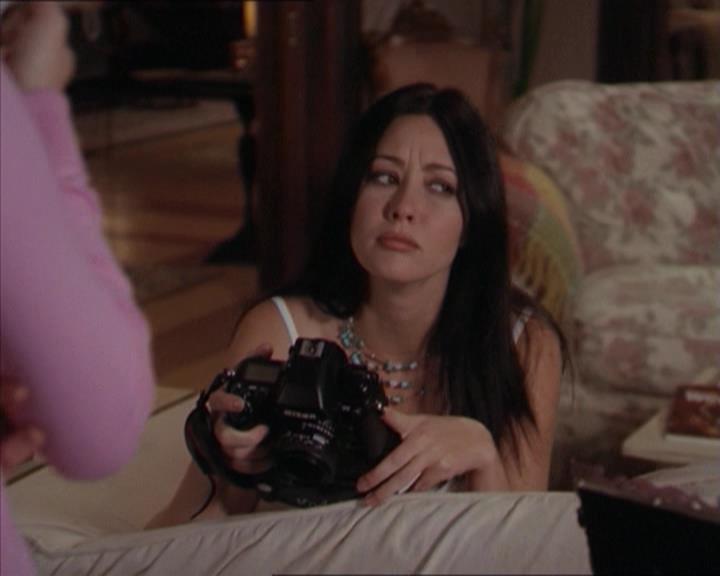 Charmed-Online-dot-218ChickFlick0012.jpg