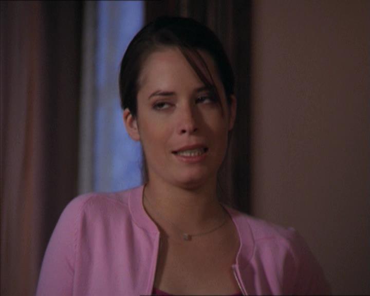 Charmed-Online-dot-218ChickFlick0050.jpg