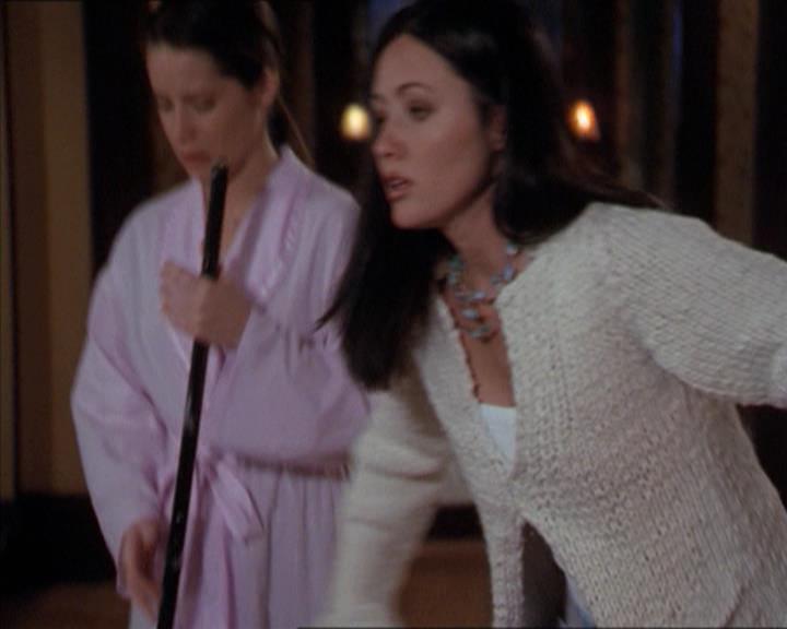 Charmed-Online-dot-218ChickFlick0305.jpg