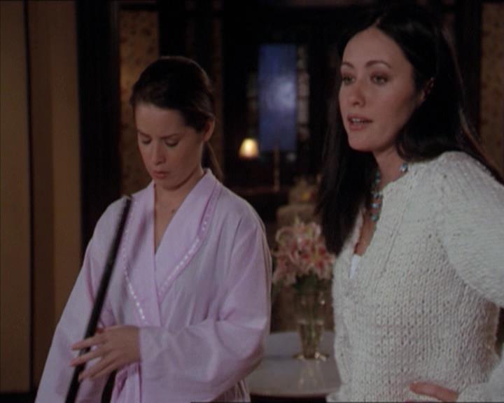 Charmed-Online-dot-218ChickFlick0306.jpg